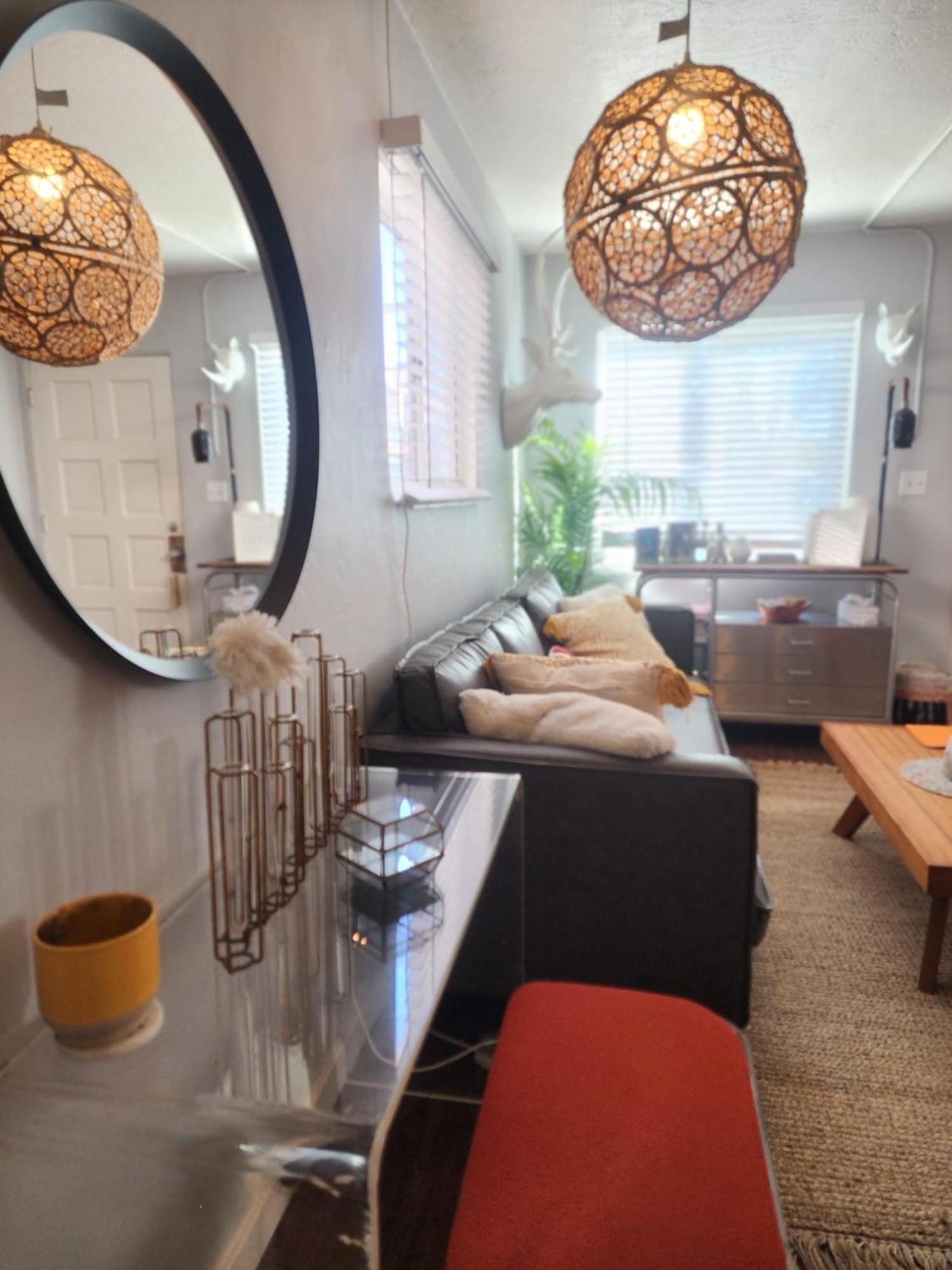 Urban Getaway 2 Apartment